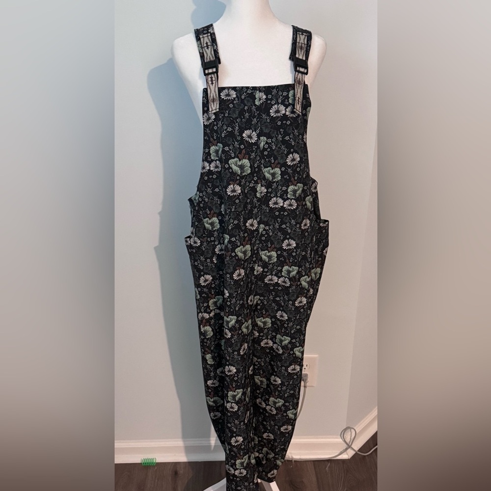 Kavu San Blas Green Floral Overalls Size Small